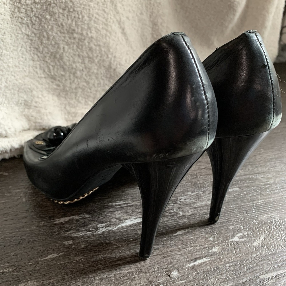 CHANEL Rare Black Lambskin Camellia Stiletto Chain Heel Size 40 - Picture 9 of 14
